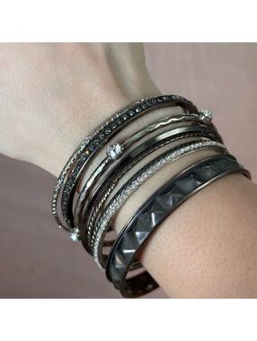 Elegant Silver and Black Bangle Set